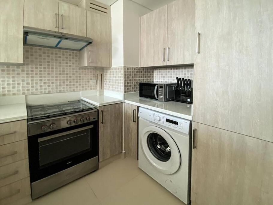 1 Bedroom 65M2, Infinity Pool, West Beach, Noise Insulation Dubai Buitenkant foto